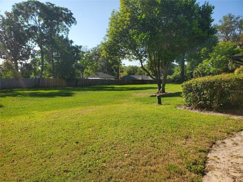 A home in APOPKA