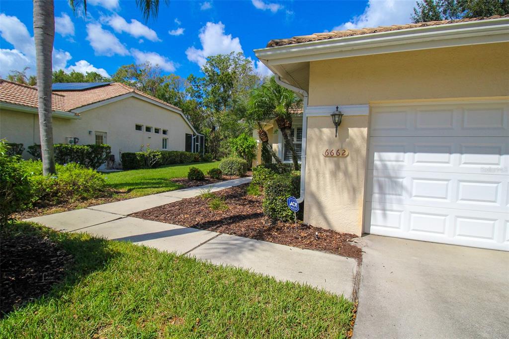 OAKBROOKE I AT RIVER CLUB NORTH - Residential Lease