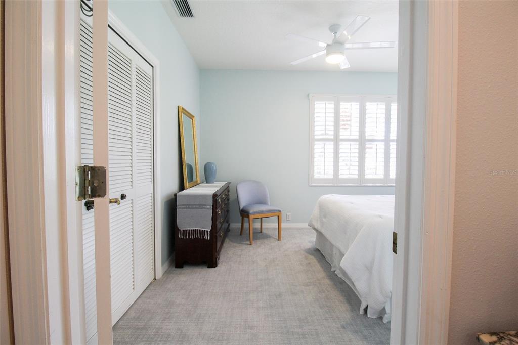 OAKBROOKE I AT RIVER CLUB NORTH - Residential Lease