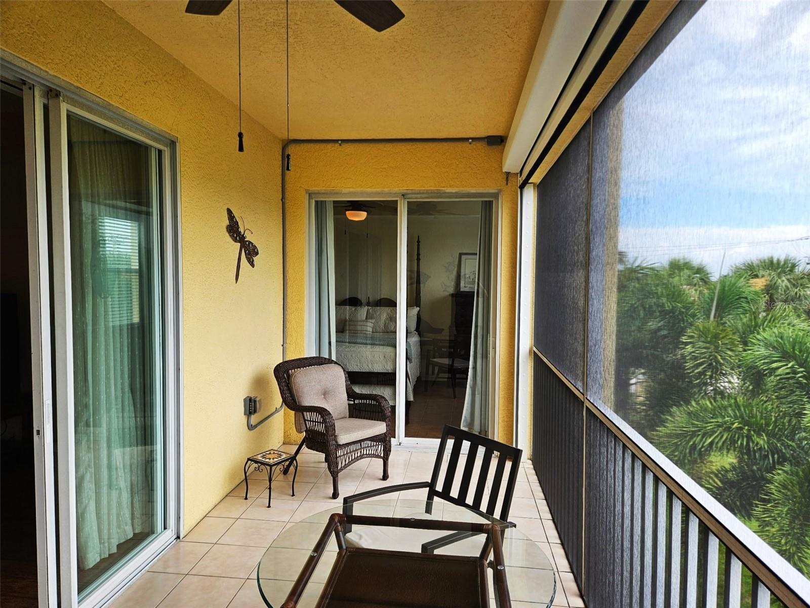 255 W END DRIVE 4308