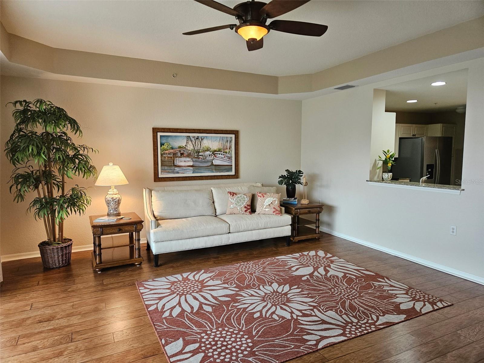255 W END DRIVE 4308