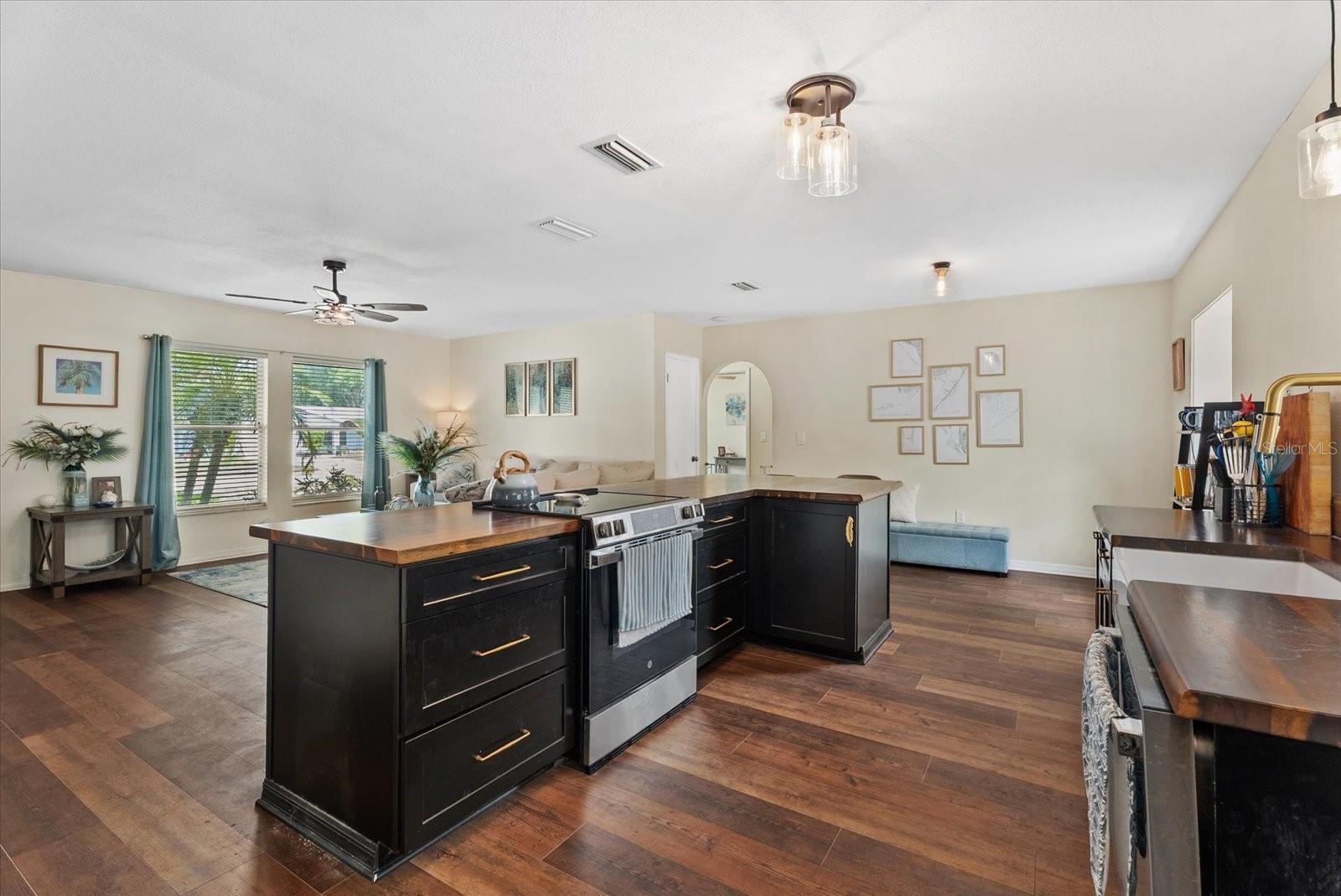 WOODS OF WHITFIELD - Residential