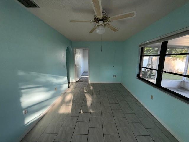 SILVER OAKS VILLAS - Residential