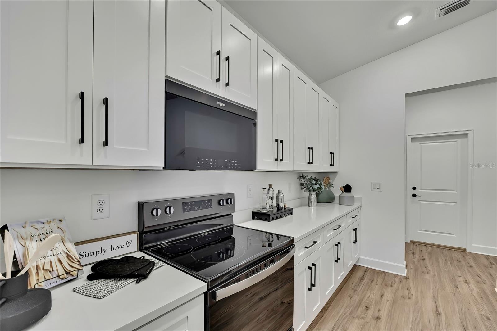 ROYAL HIGHLANDS - Residential