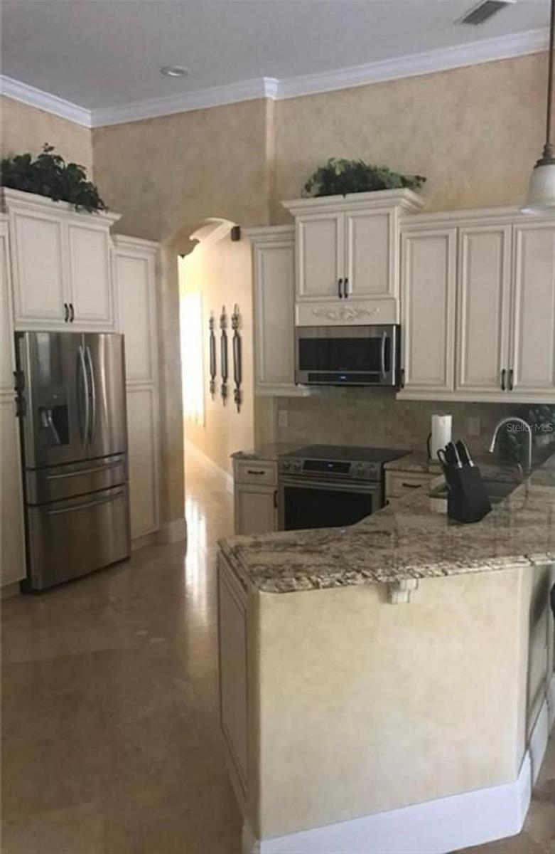 BUCKINGHAM ESTATES - Residential