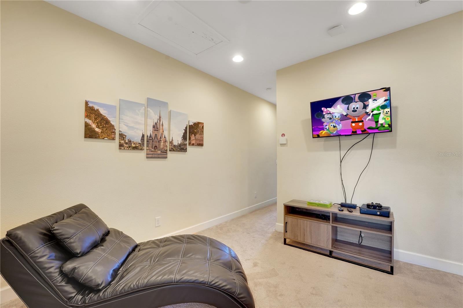 FESTIVAL PH 1 - Residential