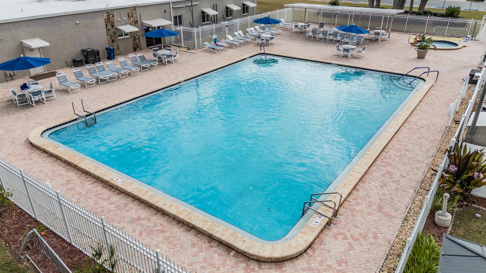 GULL-AIRE VILLAGE - Residential