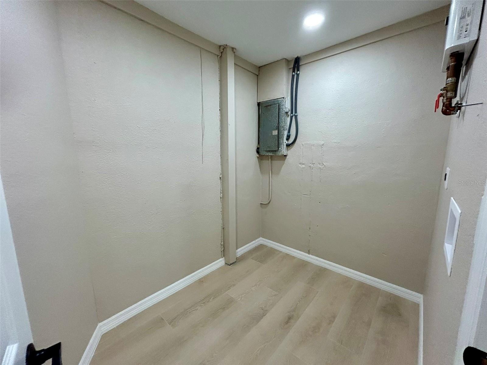 PORT CHARLOTTE SEC 013 - Residential Lease