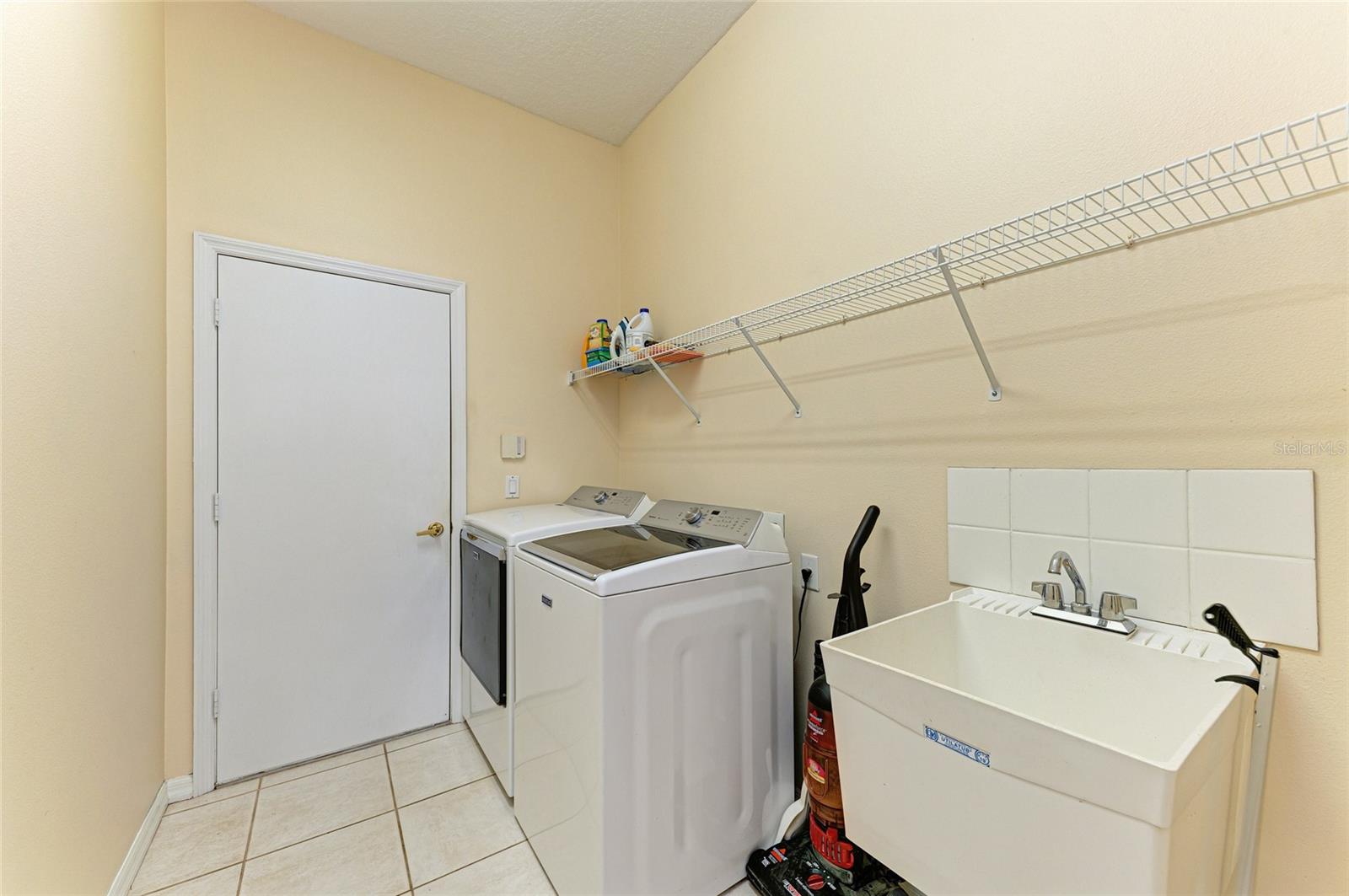 RIVENDELL, UNIT 3-A - Residential