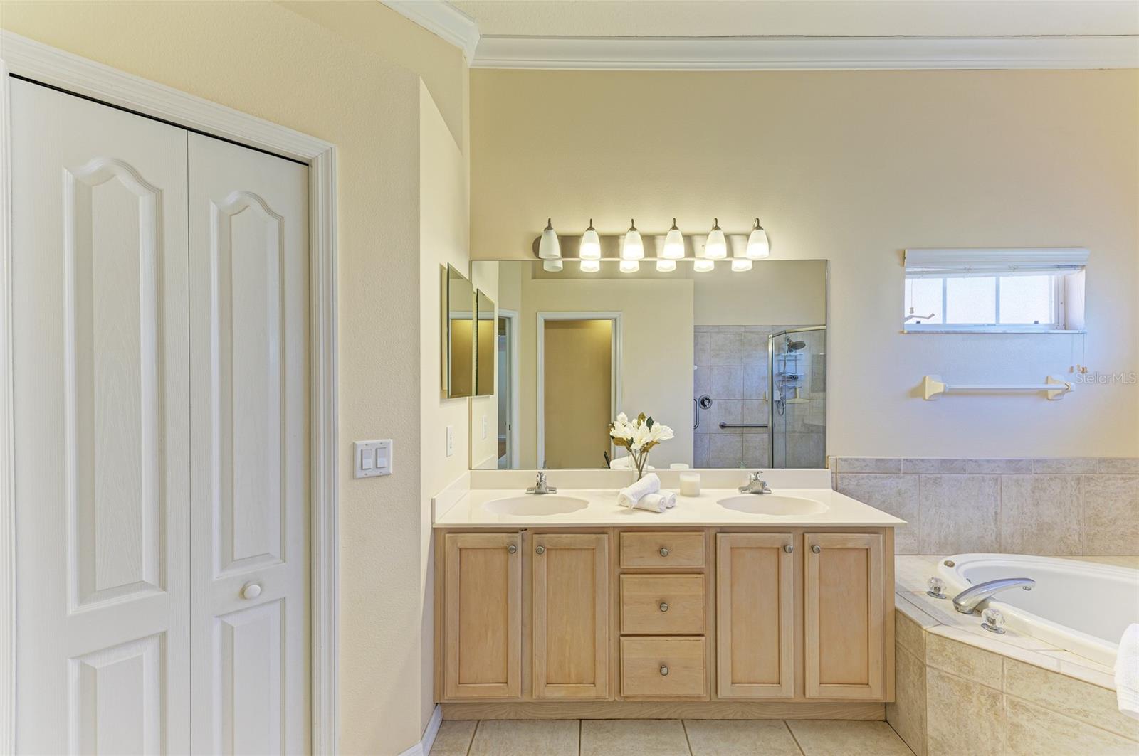 RIVENDELL, UNIT 3-A - Residential