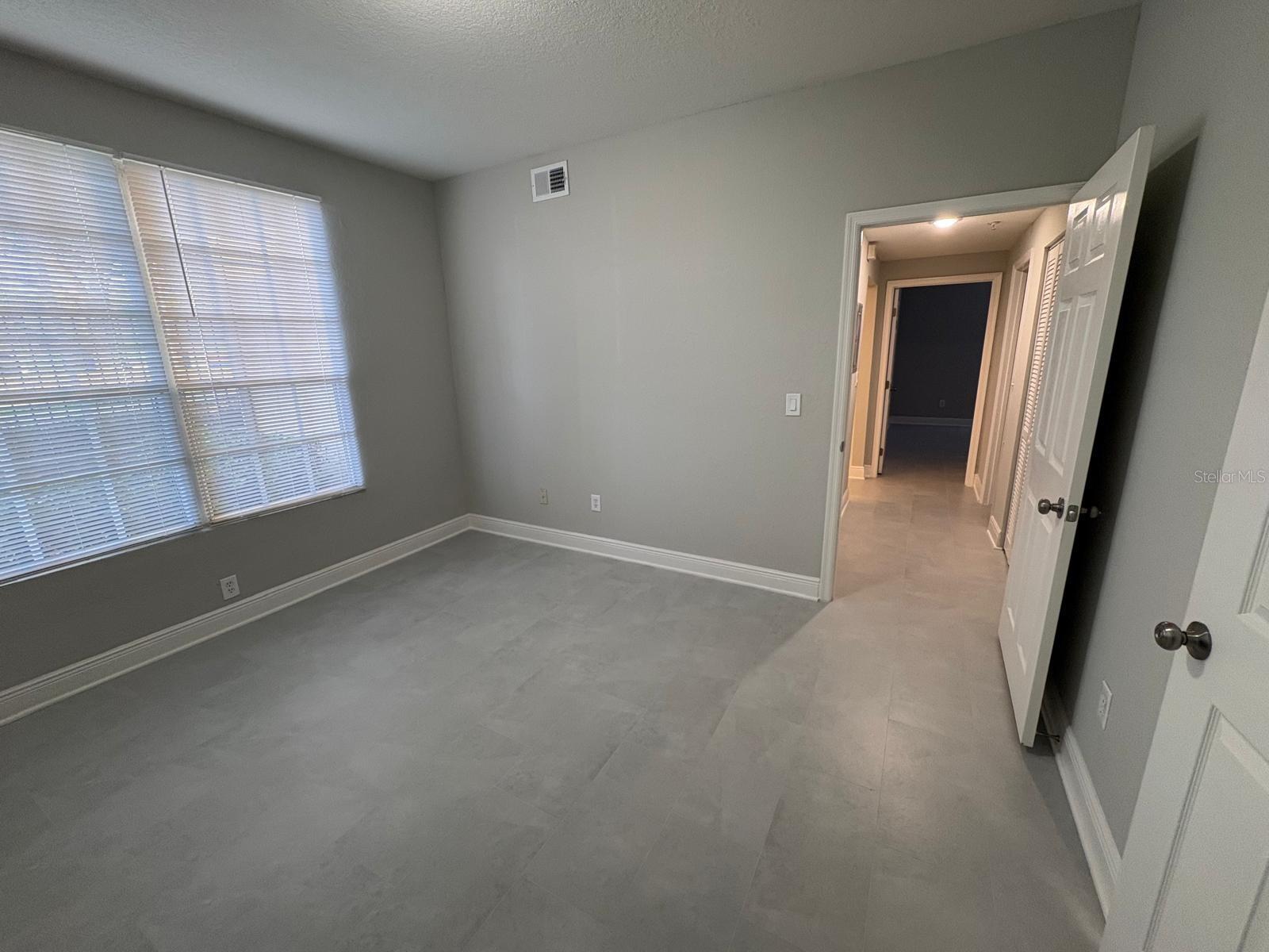 AZUR/METROWEST - Residential Lease