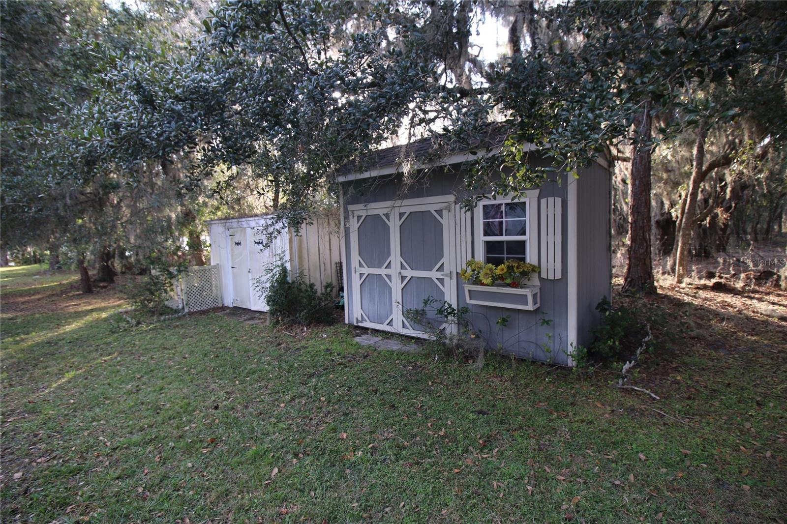 560 EDEN DRIVE