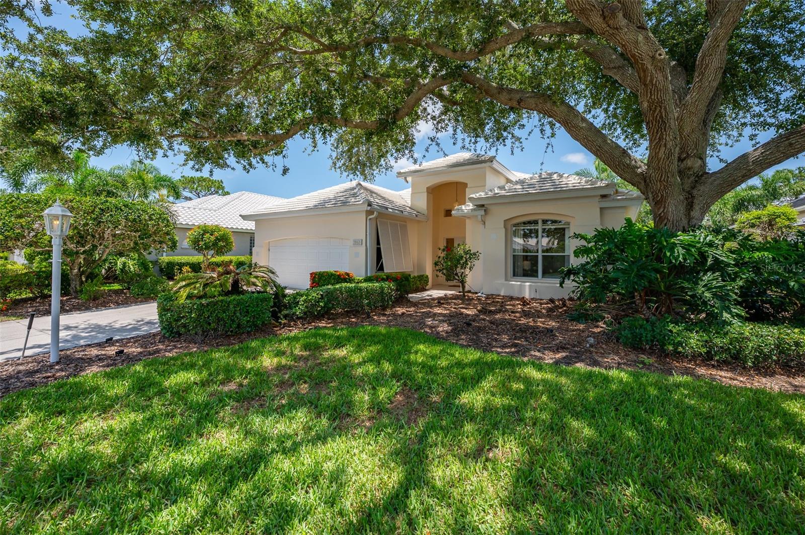 7952 HAMPTON CT