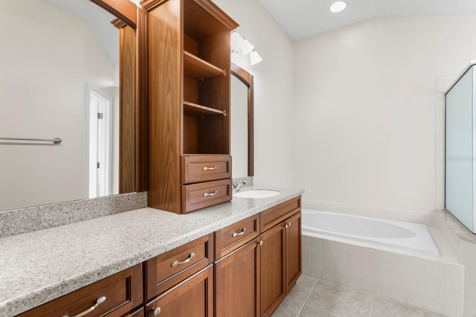 VILLAROSA PH 1B1 - Residential