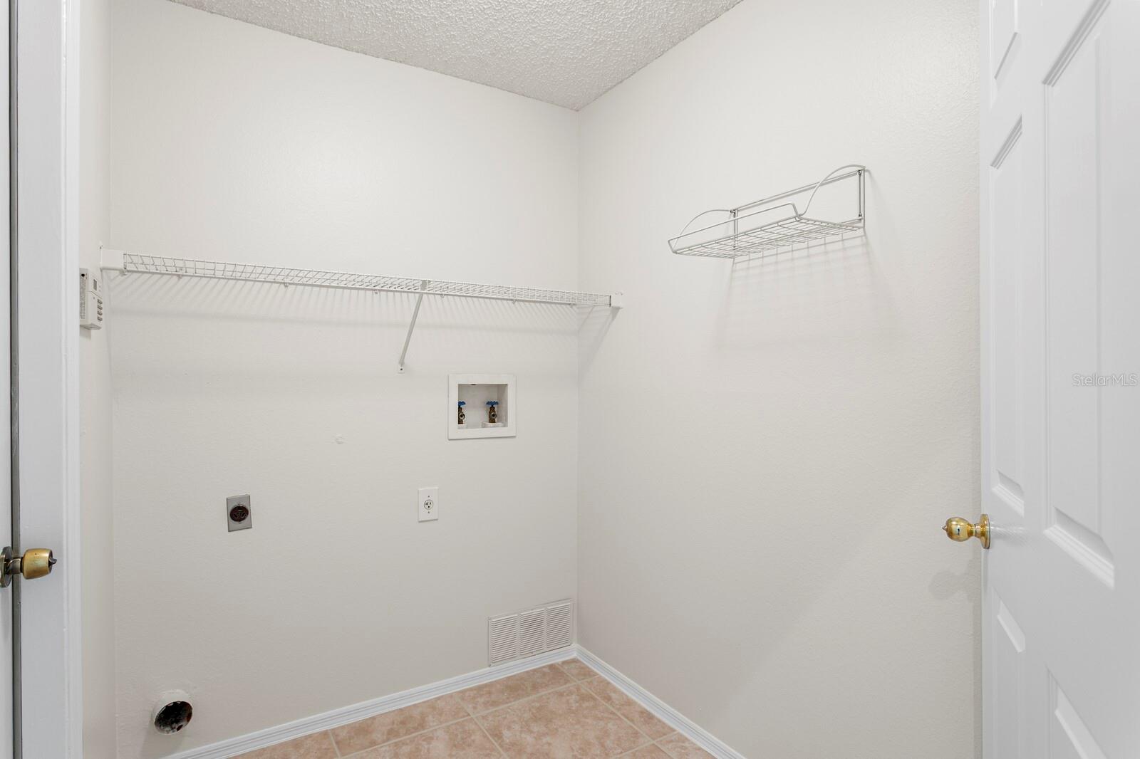 VILLAROSA PH 1B1 - Residential