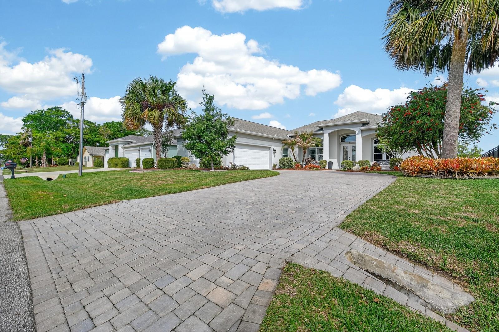 COUNTRY CLUB COVE SEC 14 - Residential