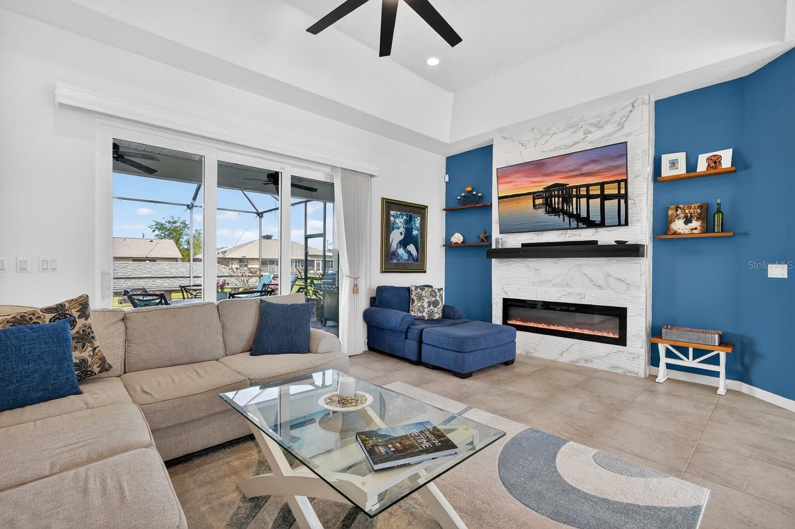 COUNTRY CLUB COVE SEC 14 - Residential