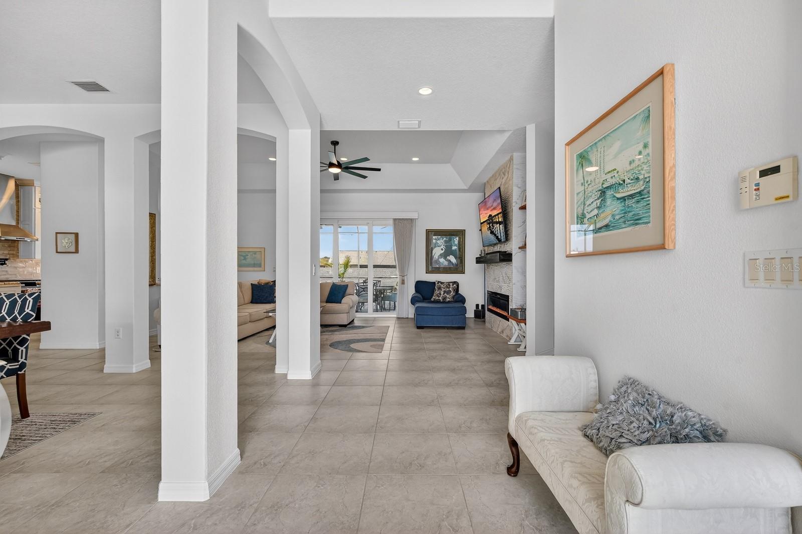 COUNTRY CLUB COVE SEC 14 - Residential