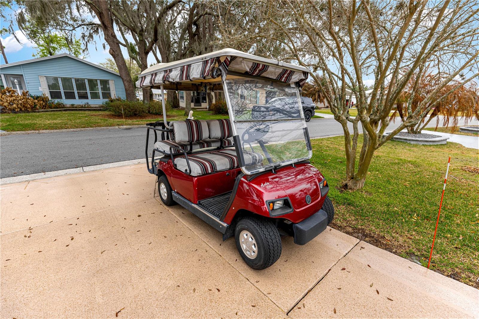 LADY LAKE ORANGE BLOSSOM GARDENS UNIT 08 - Residential