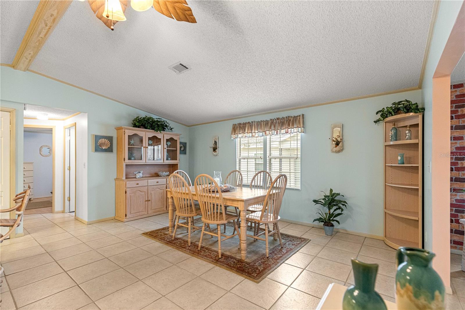 LADY LAKE ORANGE BLOSSOM GARDENS UNIT 08 - Residential