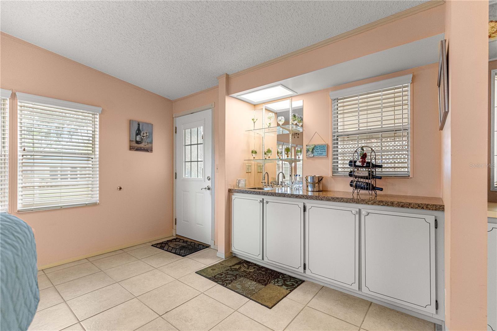 LADY LAKE ORANGE BLOSSOM GARDENS UNIT 08 - Residential