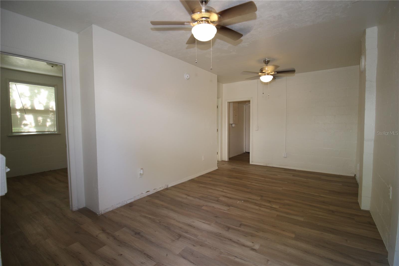 643 NE WALDO