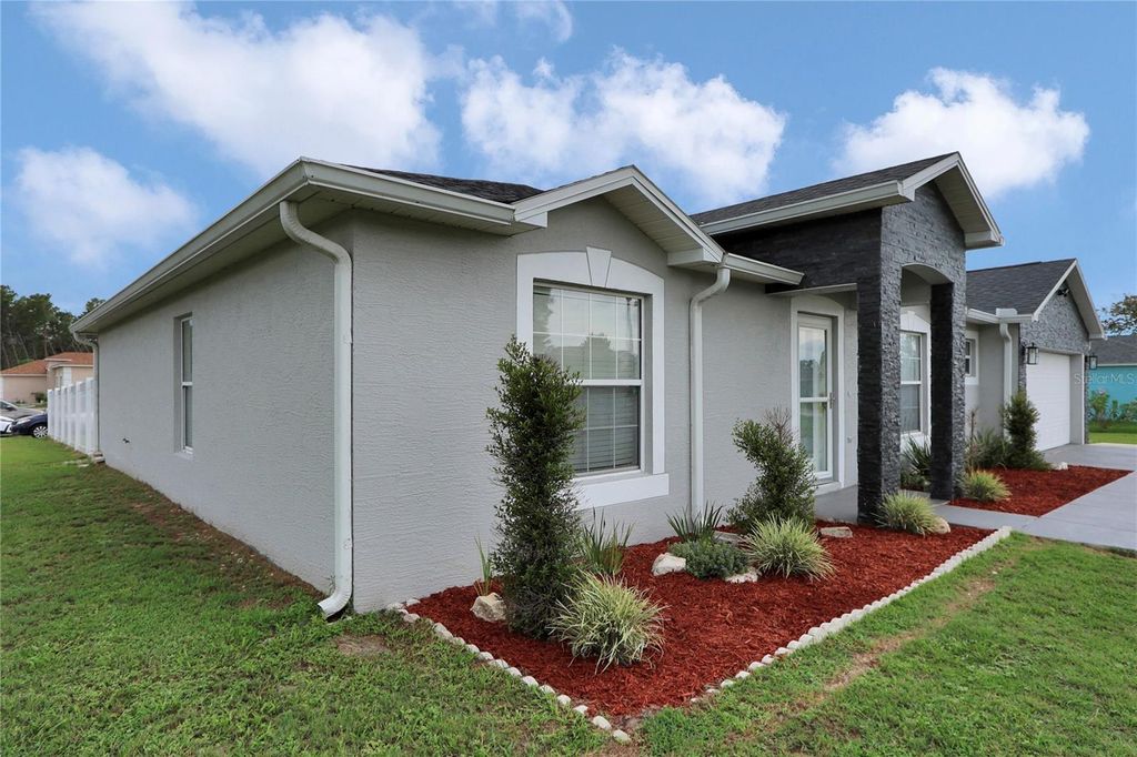 Photo of 10648 SW 38th Avenue, Ocala, FL 34476 (MLS # OM709339)