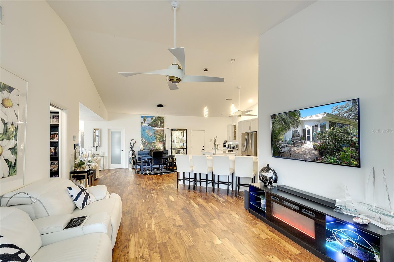 GARDEN LAKES VILLAS SEC 3 - Residential