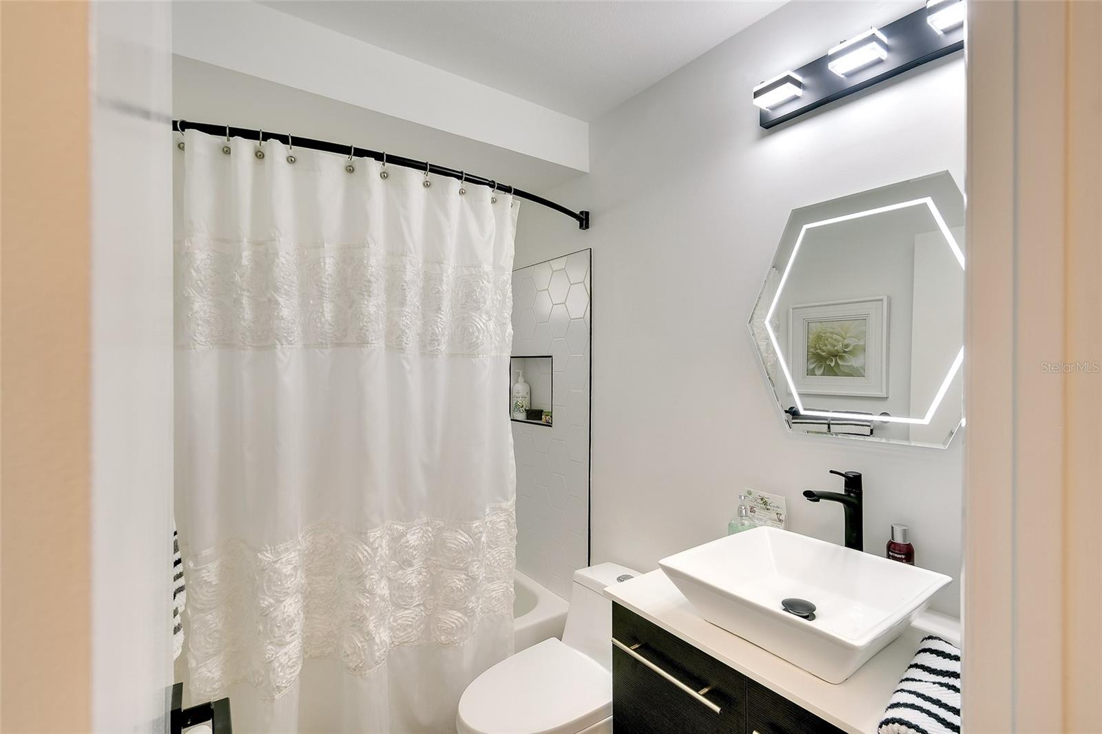 GARDEN LAKES VILLAS SEC 3 - Residential