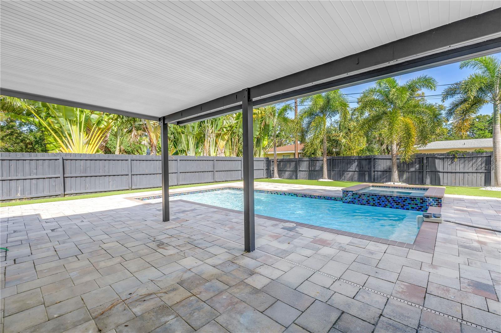 SHORE ACRES BUTTERFLY LAKE REP - Residential Lease