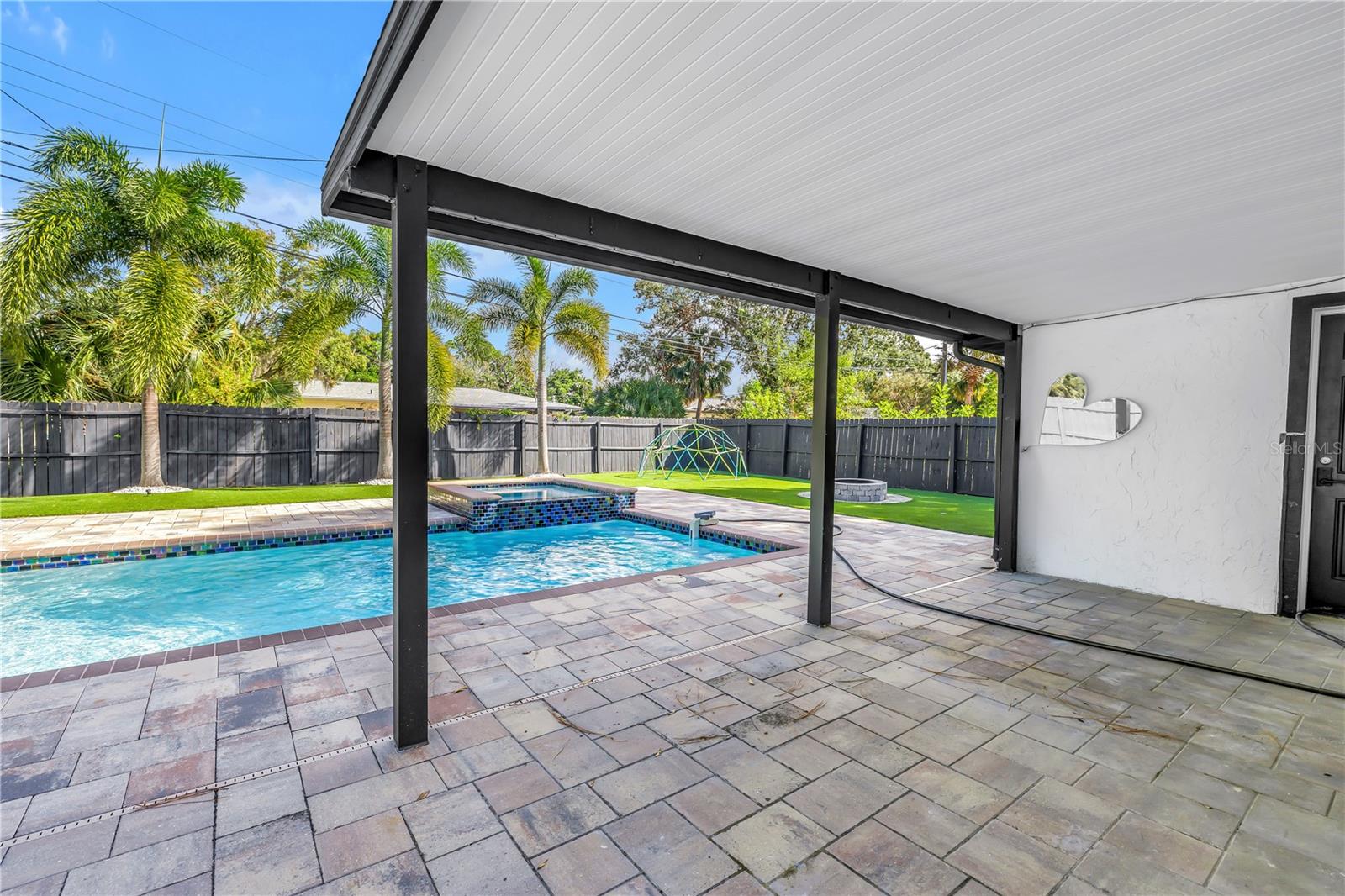 SHORE ACRES BUTTERFLY LAKE REP - Residential Lease