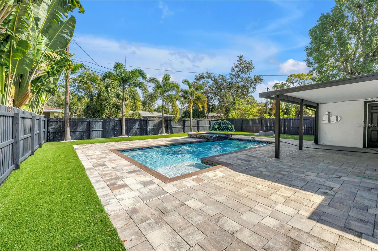 SHORE ACRES BUTTERFLY LAKE REP - Residential Lease