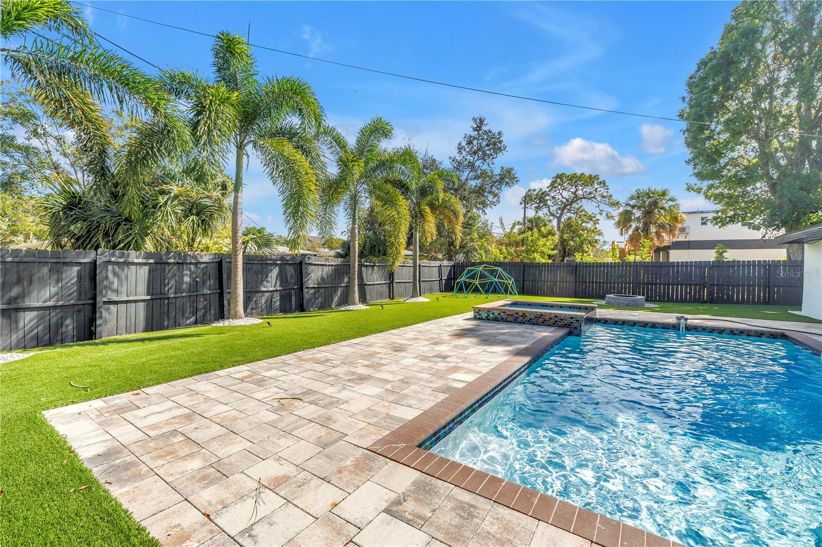 SHORE ACRES BUTTERFLY LAKE REP - Residential Lease