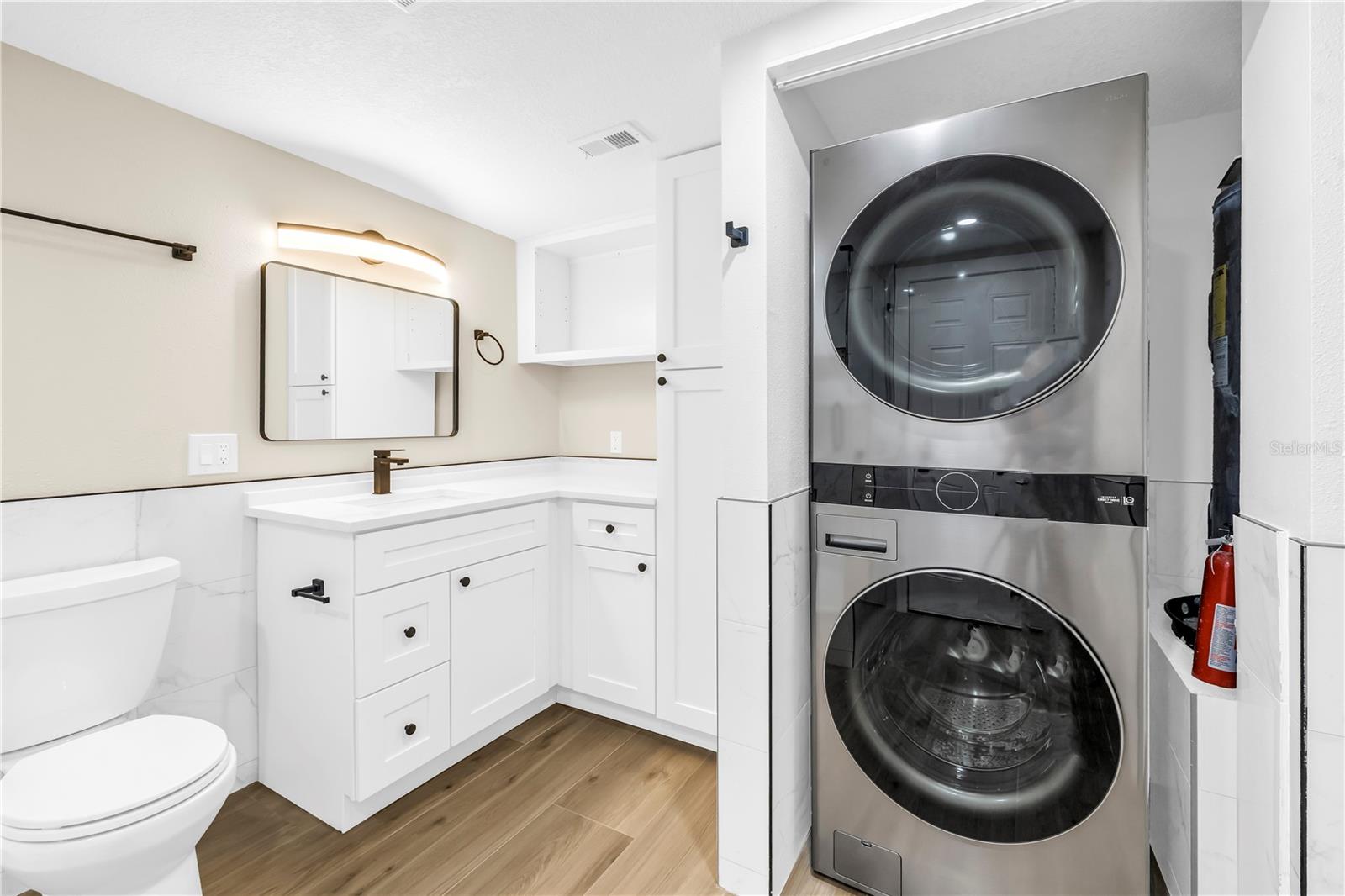 SHORE ACRES BUTTERFLY LAKE REP - Residential Lease