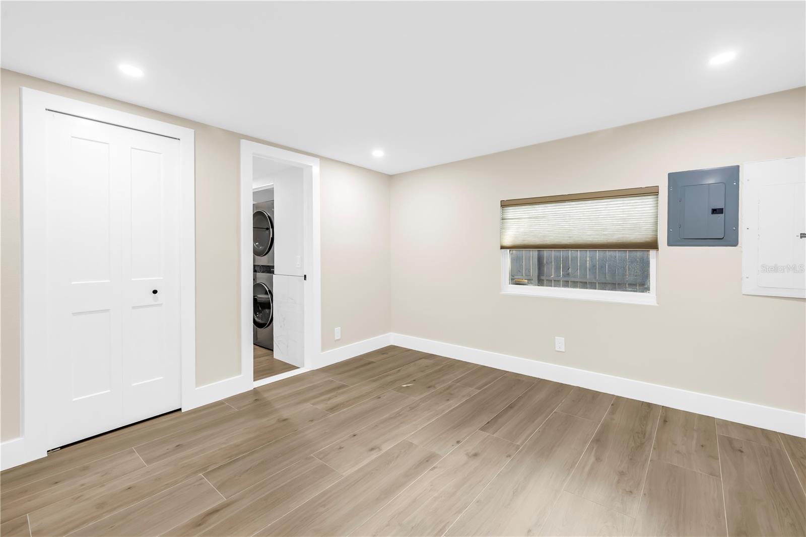 SHORE ACRES BUTTERFLY LAKE REP - Residential Lease