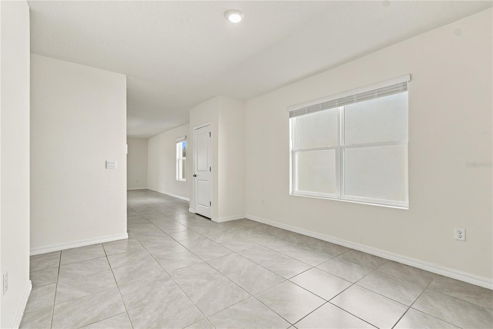 3527 MAPLE GROVE WAY