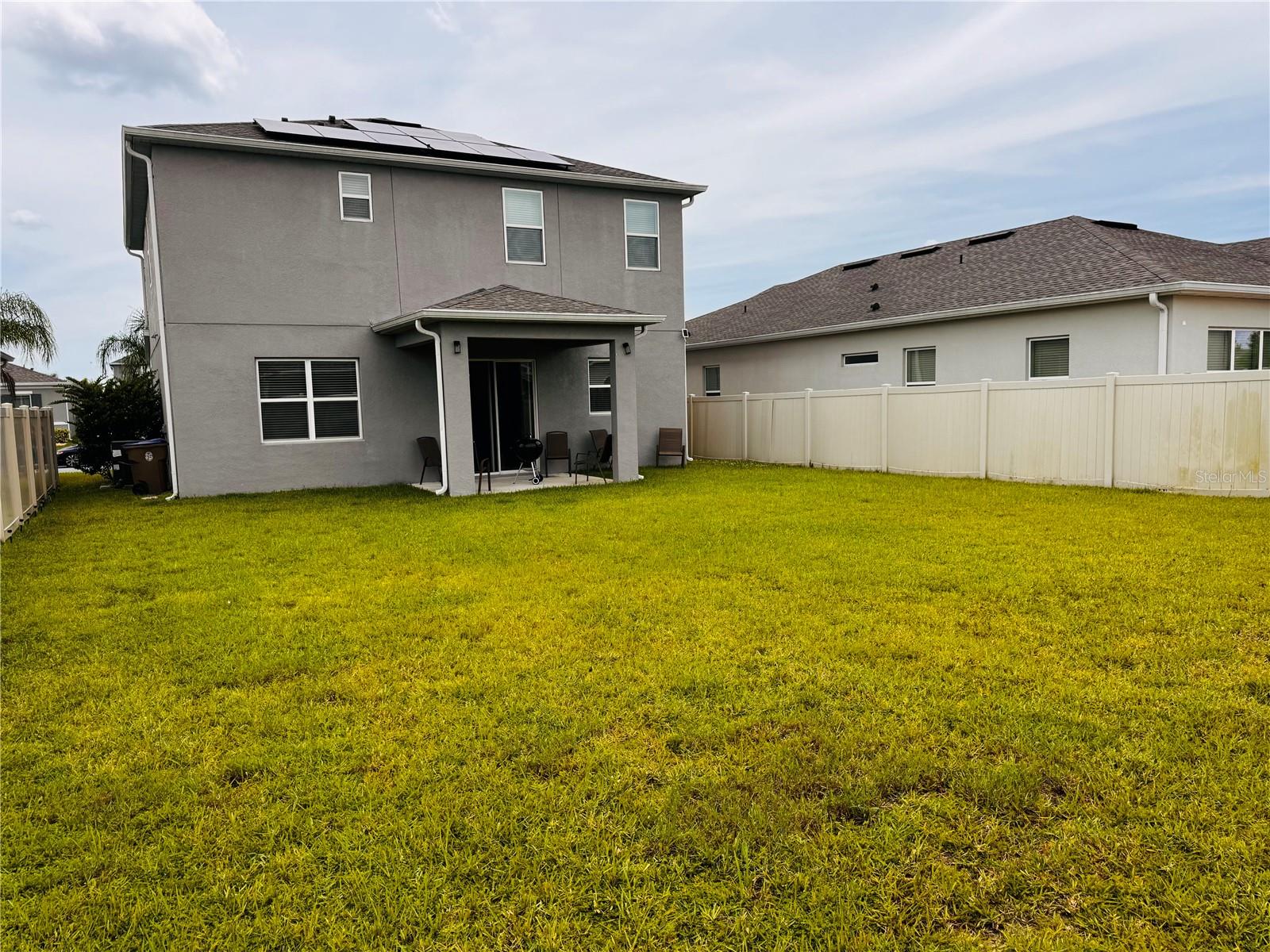2082 SOLA VISTA AVENUE