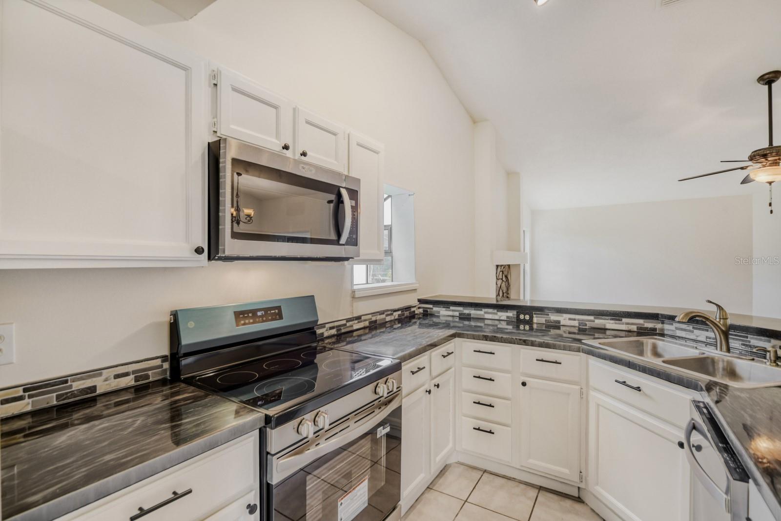 HUNTERS CREEK TR 145 PH 03 - Residential