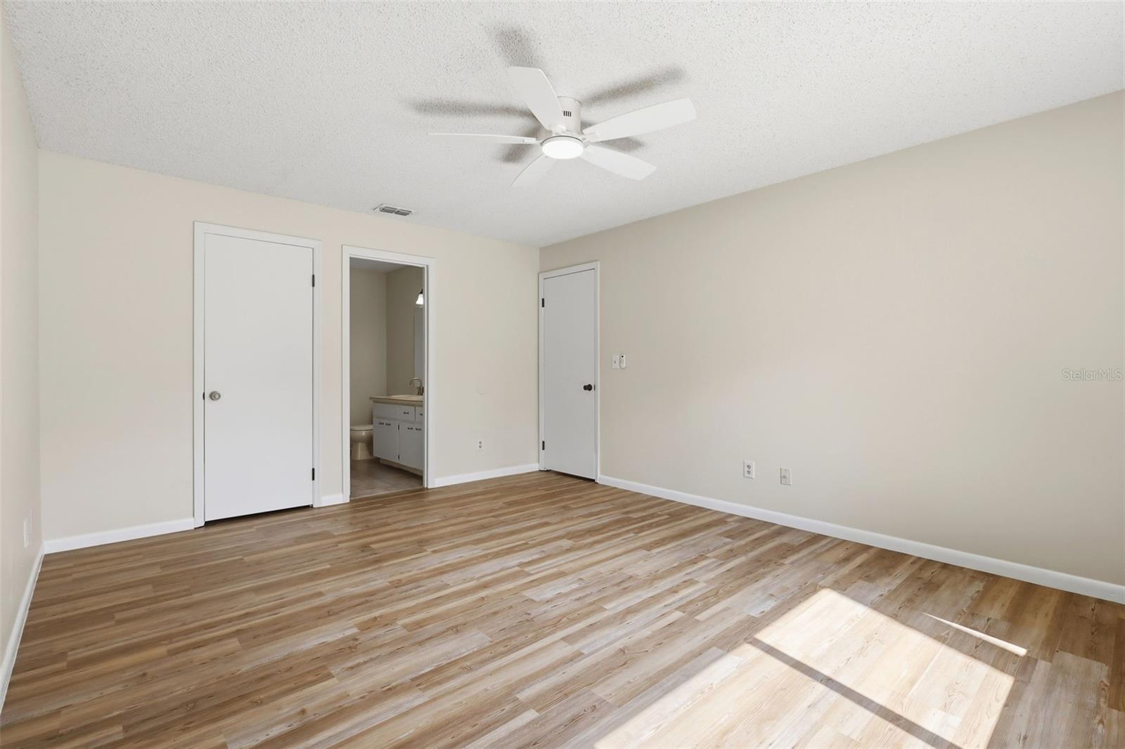 TRAILWOODS CONDO - Residential