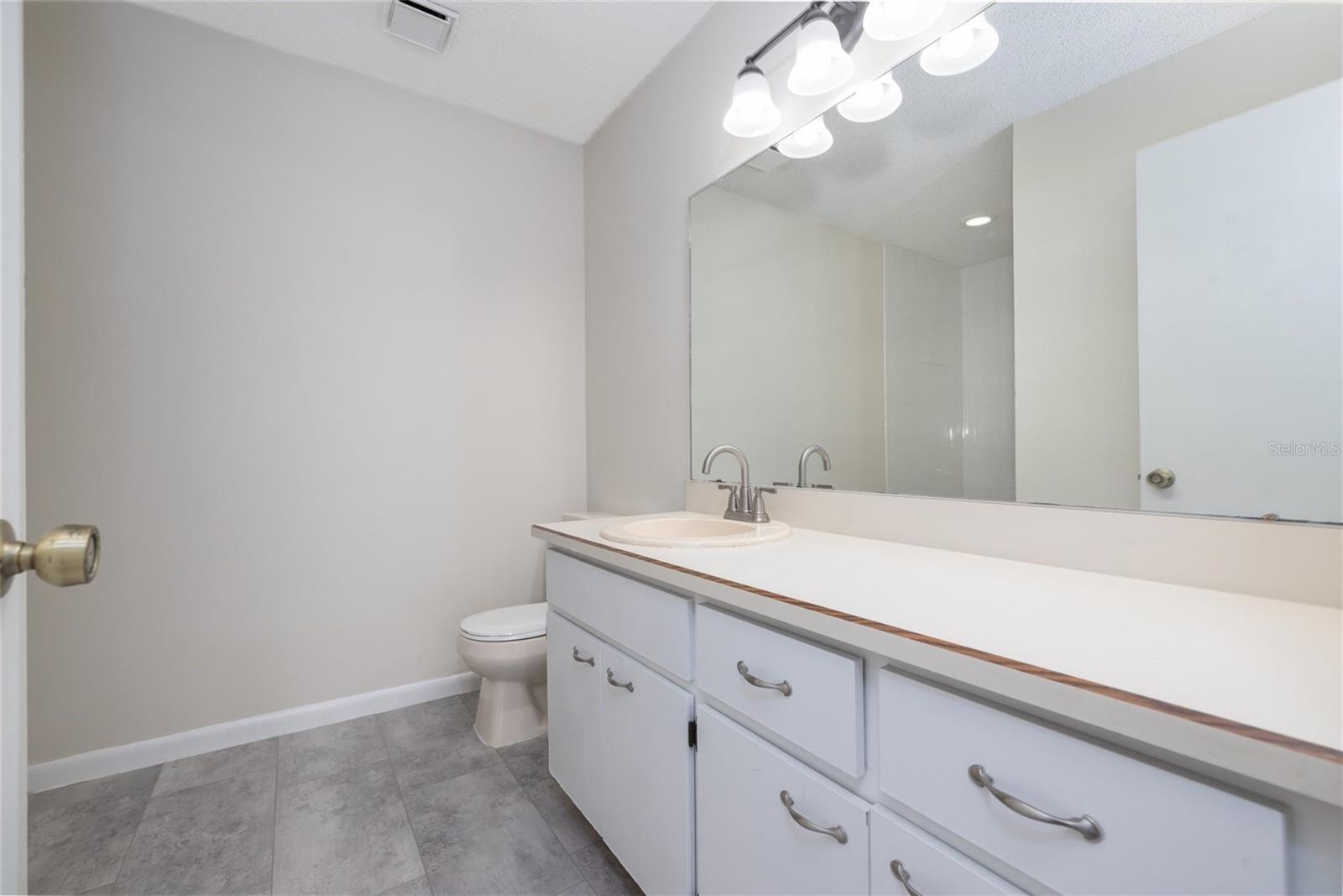 TRAILWOODS CONDO - Residential