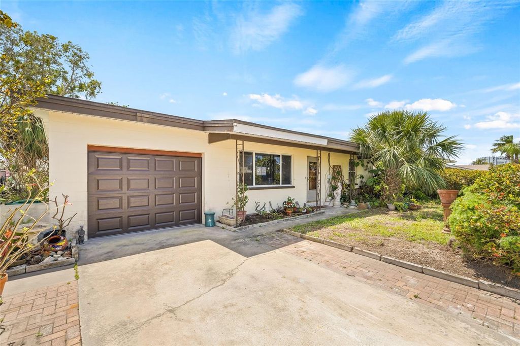 Photo of 221 174th Avenue E, Redington Shores, FL 33708 (MLS # TB8373658)