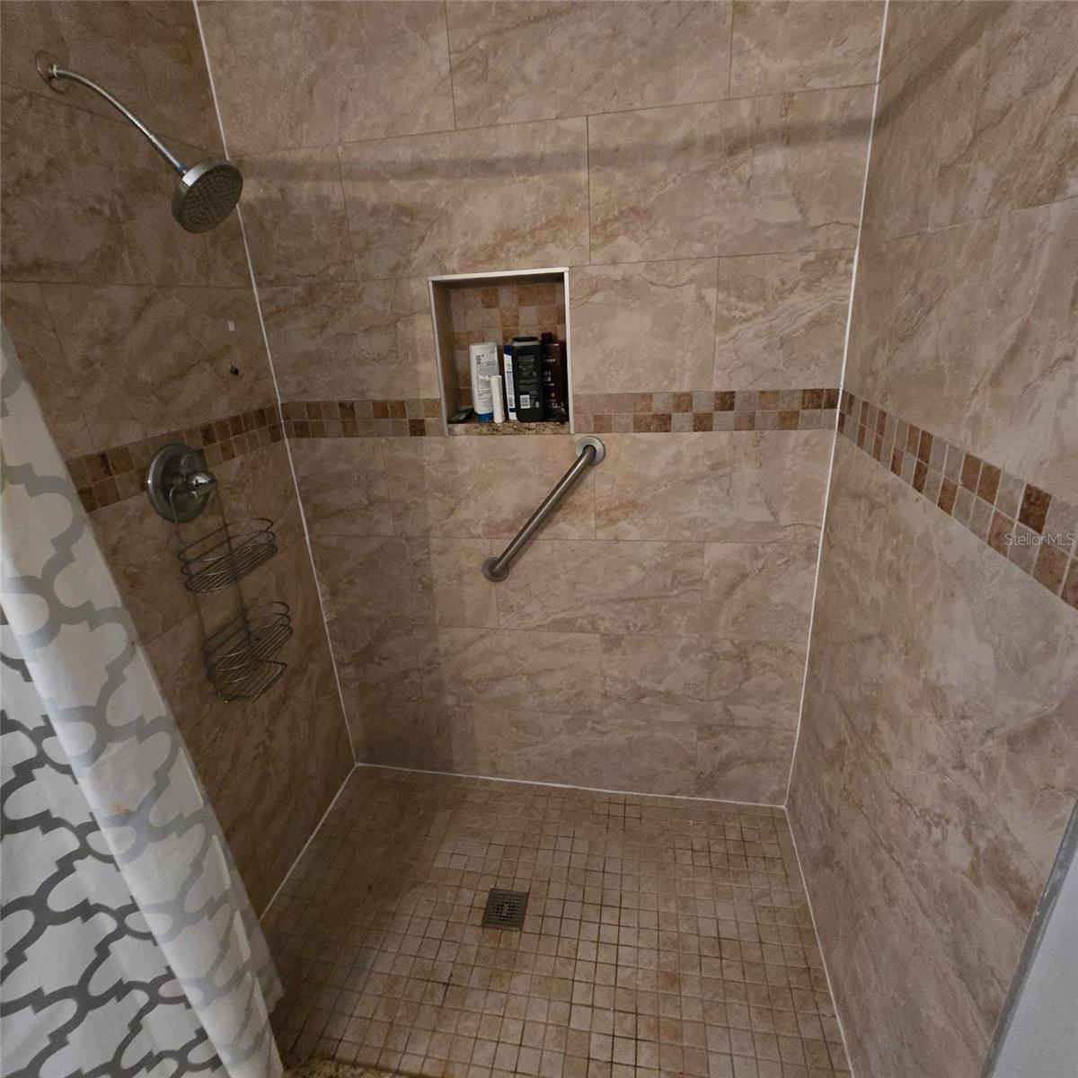 BENTLEY OAKS - Residential