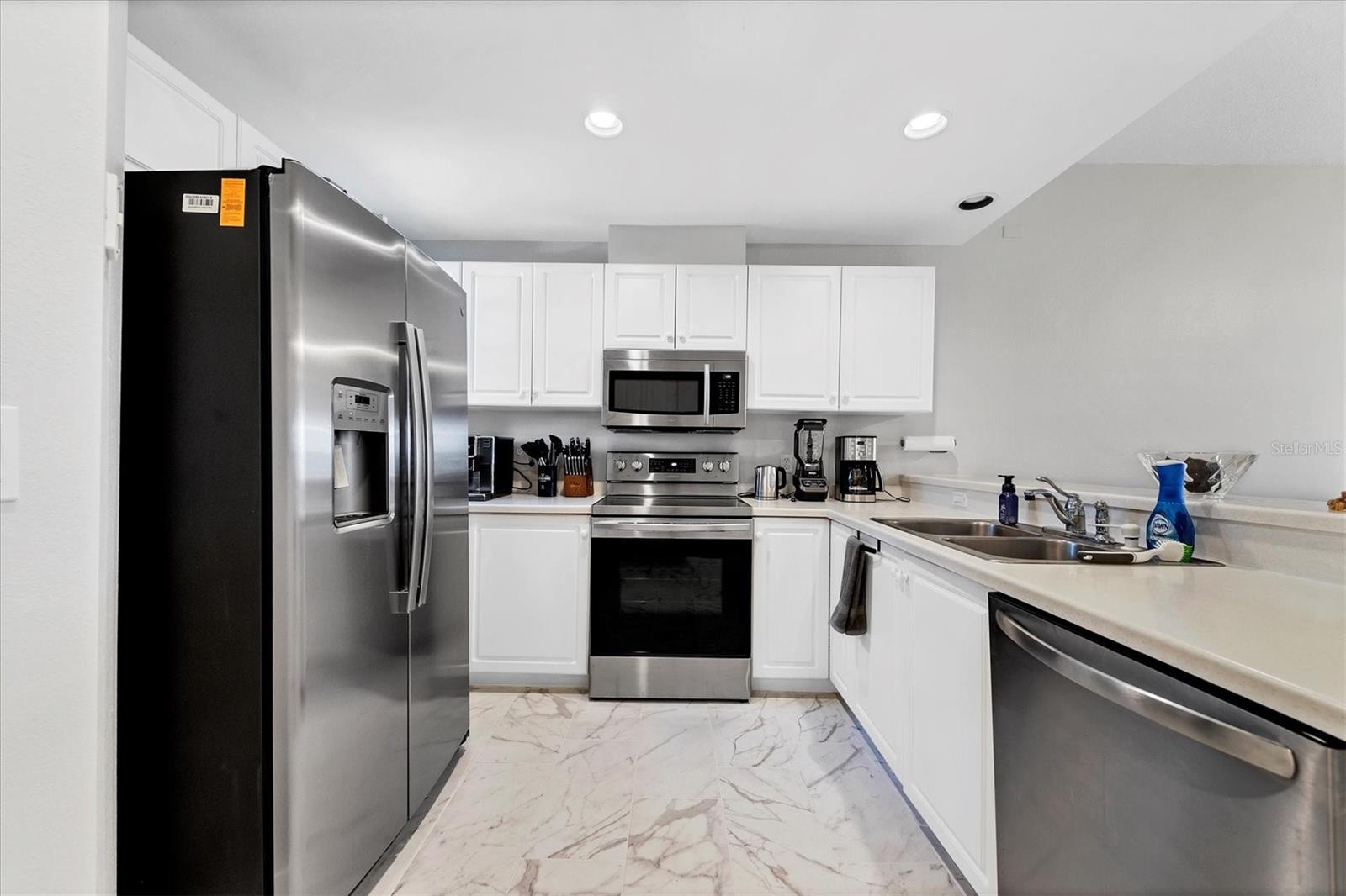 BOLLETTIERI RESORT VILLAS VII - Residential Lease