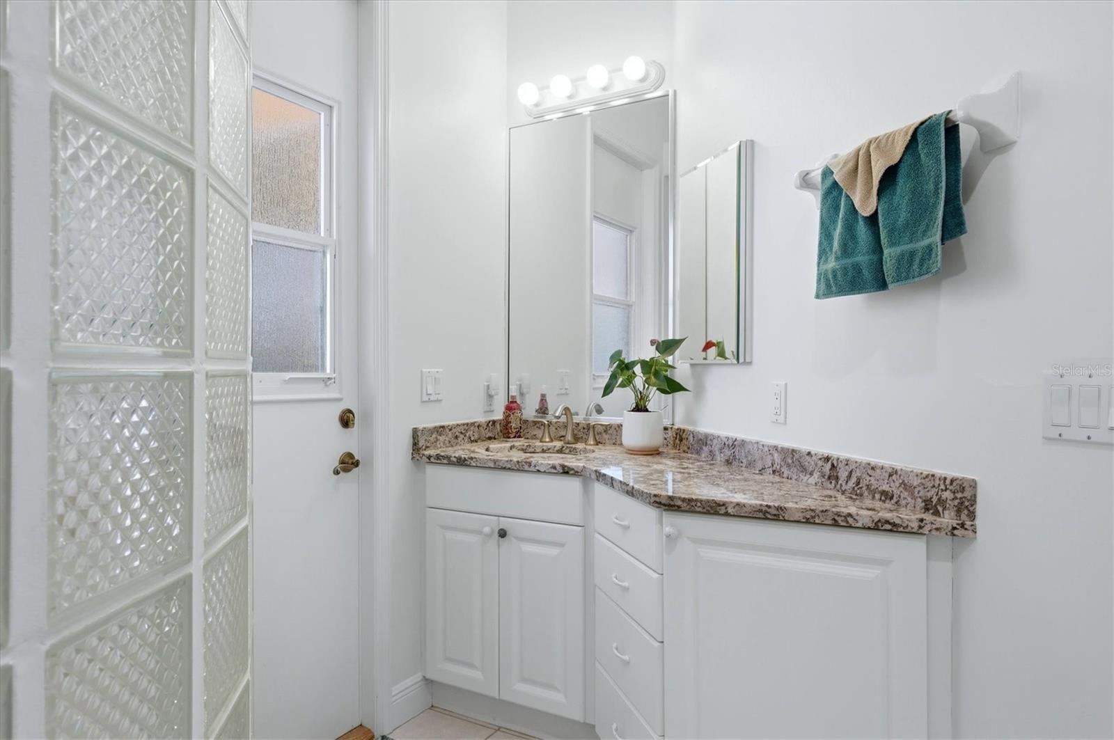 AMBERWYND - Residential