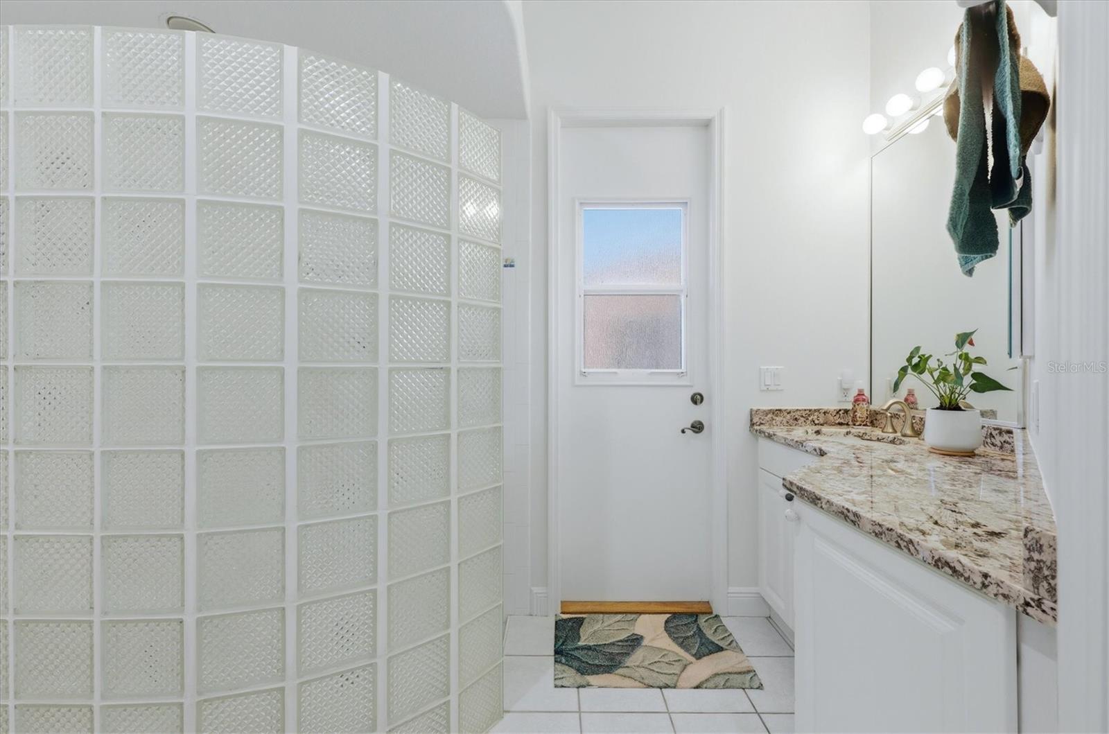 AMBERWYND - Residential