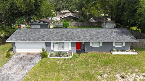 Photo of 2009 NE 50th Street, Ocala, FL 34479 (MLS # OM709285)