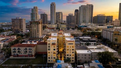 Photo of 130 4th Avenue N #602, St Petersburg, FL 33701 (MLS # O6383869)