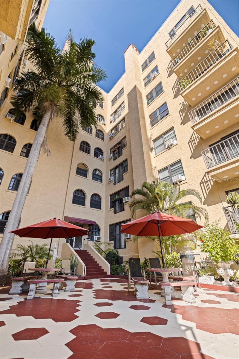 FLORI DE LEON APTS CO-OP - Residential