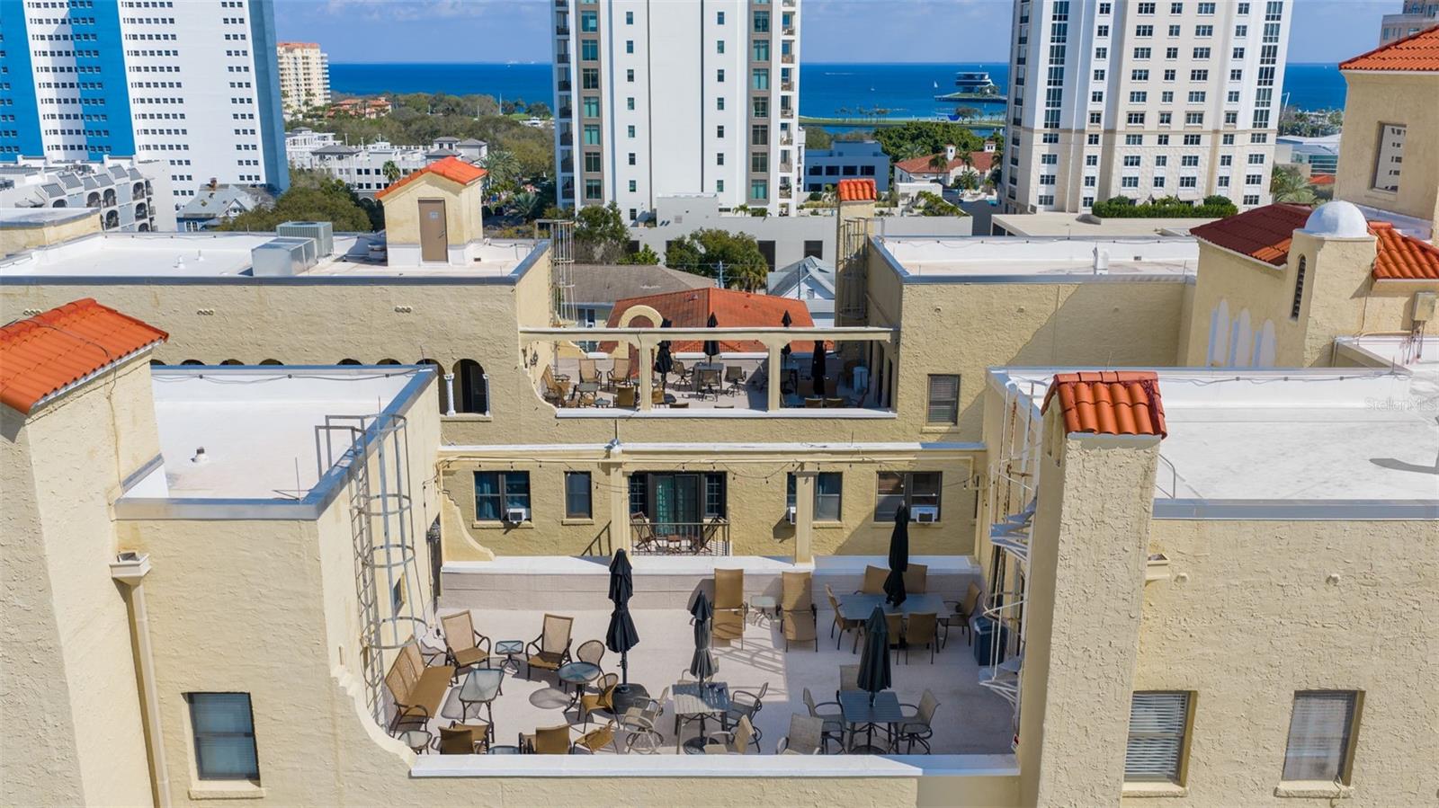 FLORI DE LEON APTS CO-OP - Residential