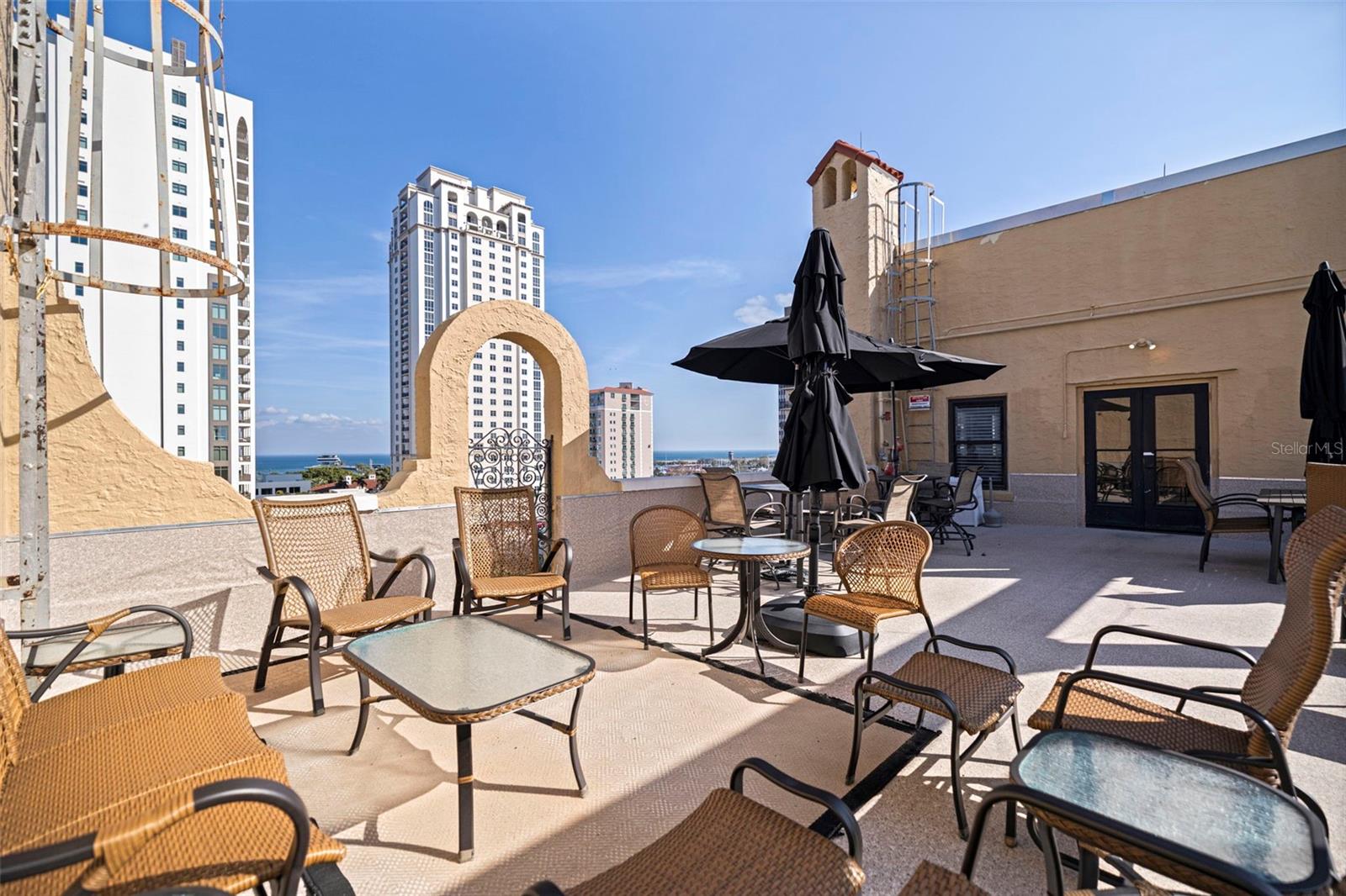 FLORI DE LEON APTS CO-OP - Residential